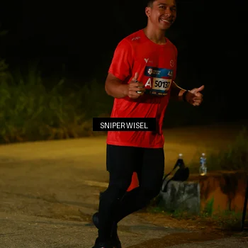 Runner Photo 8439062