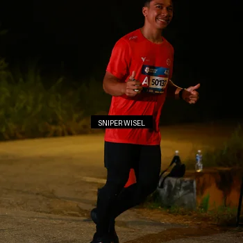 Runner Photo 8439063