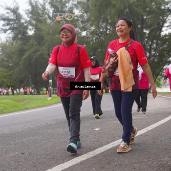Runner Photo 8439099