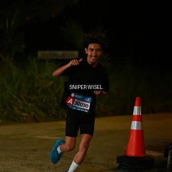 Runner Photo 8439143