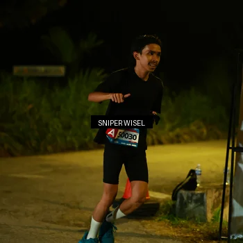 Runner Photo 8439163