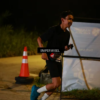 Runner Photo 8439171