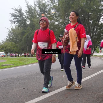 Runner Photo 8439201