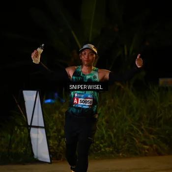 Runner Photo 8439210