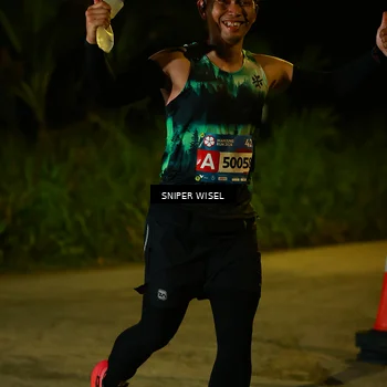 Runner Photo 8439263