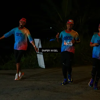Runner Photo 8439264