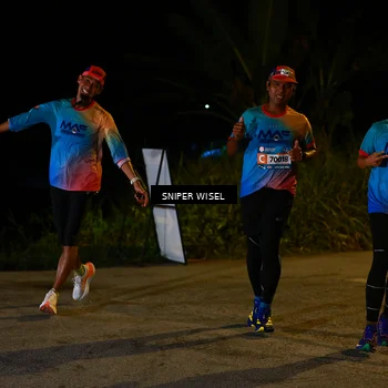 Runner Photo 8439268