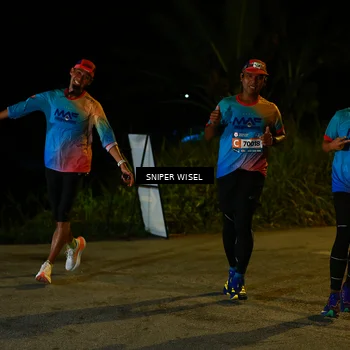 Runner Photo 8439272