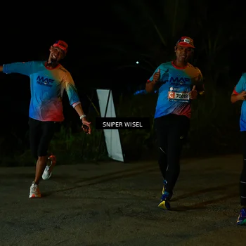 Runner Photo 8439277