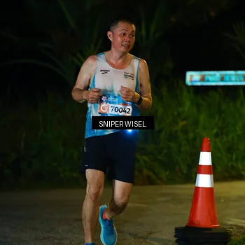 Runner Photo 8439351