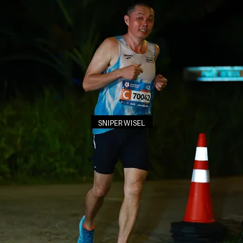 Runner Photo 8439352