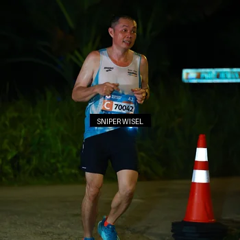 Runner Photo 8439353