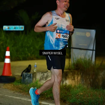 Runner Photo 8439371