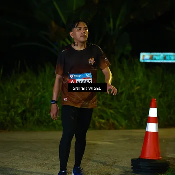 Runner Photo 8439395