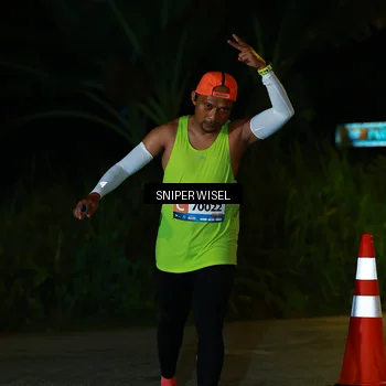 Runner Photo 8439446