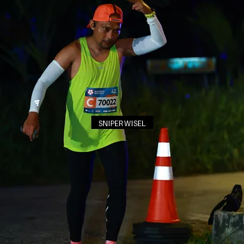 Runner Photo 8439451