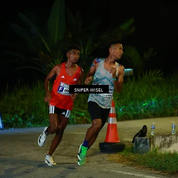 Runner Photo 8439462