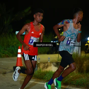 Runner Photo 8439472