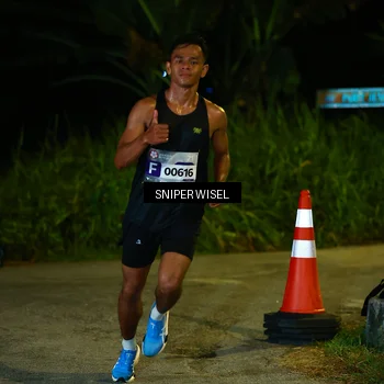Runner Photo 8439479