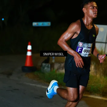 Runner Photo 8439495