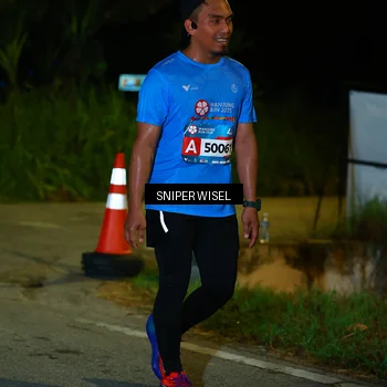 Runner Photo 8439513