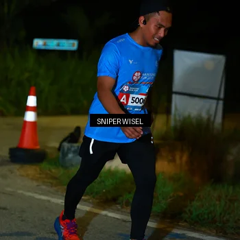 Runner Photo 8439514
