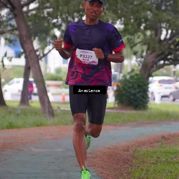 Runner Photo 8439563