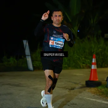Runner Photo 8439567