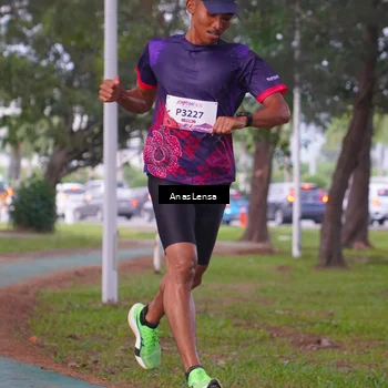 Runner Photo 8439609