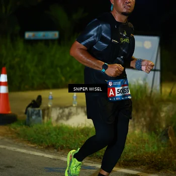Runner Photo 8439624