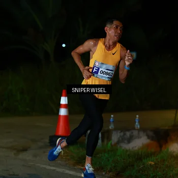 Runner Photo 8439633