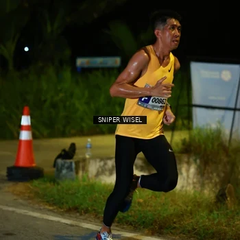 Runner Photo 8439641