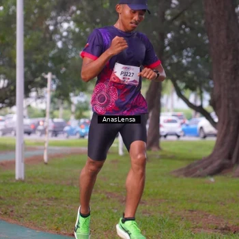 Runner Photo 8439642
