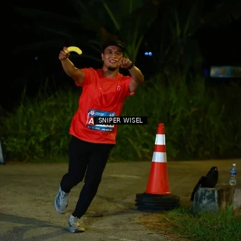 Runner Photo 8439653