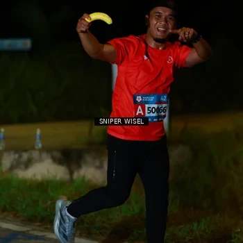 Runner Photo 8439665