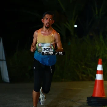 Runner Photo 8439669