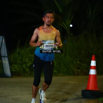 Runner Photo 8439670