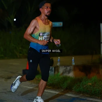 Runner Photo 8439688