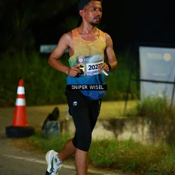 Runner Photo 8439695