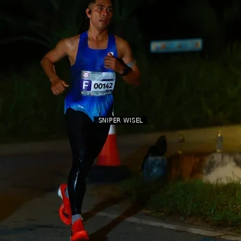 Runner Photo 8439722