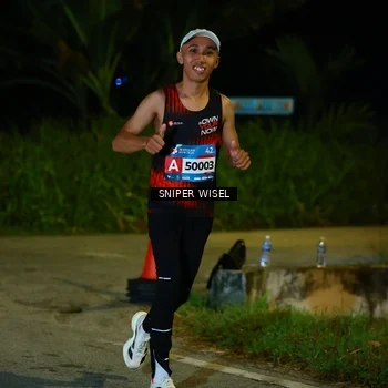 Runner Photo 8439732