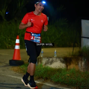 Runner Photo 8439746