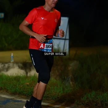 Runner Photo 8439753