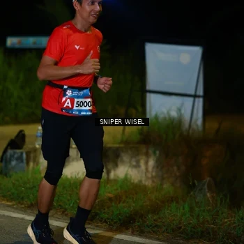 Runner Photo 8439760