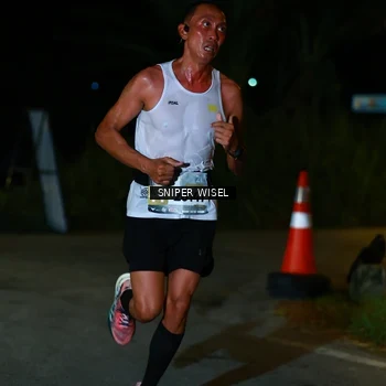 Runner Photo 8439784