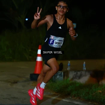 Runner Photo 8439802