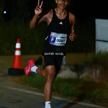 Runner Photo 8439803
