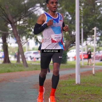 Runner Photo 8439809