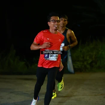 Runner Photo 8439828