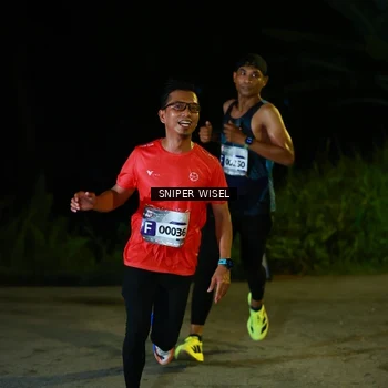 Runner Photo 8439832